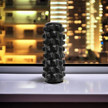 Soulflex EVA Foam Roller in black, medium density massage roller designed for deep tissue massage and trigger point release. Effective fitness roller for pain relief, muscle recovery, and acupressure therapy. Suitable for men and women, perfect for post-exercise recovery, improving flexibility, and relieving muscle tension. Durable and portable for use in home workouts or at the gym.